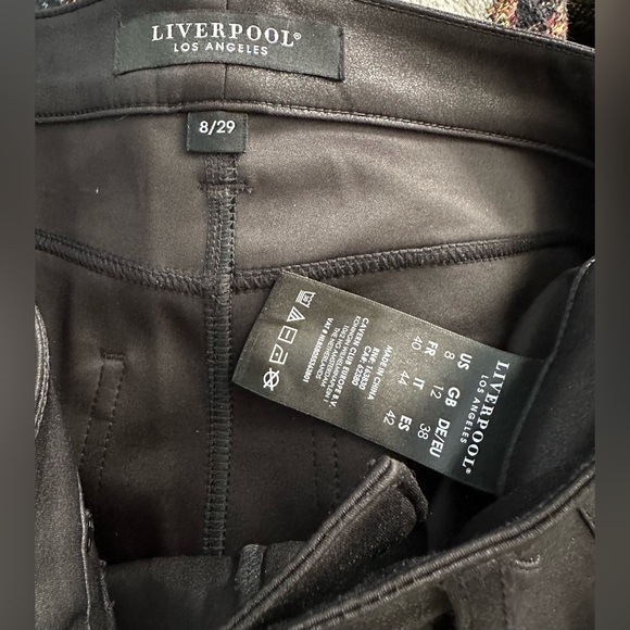 Liverpool Los Angeles Madonna Coated Skinny Pants are a size 8/29. - Picture 3 of 9